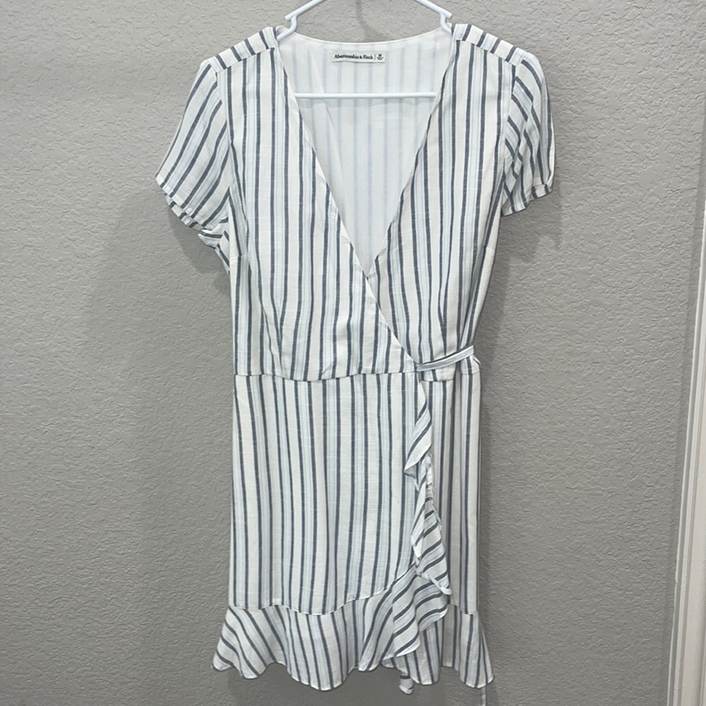 NWOT A&F dress